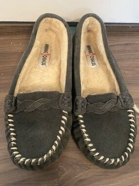 Minnetonka Fur-lined Moccasins - Size 8